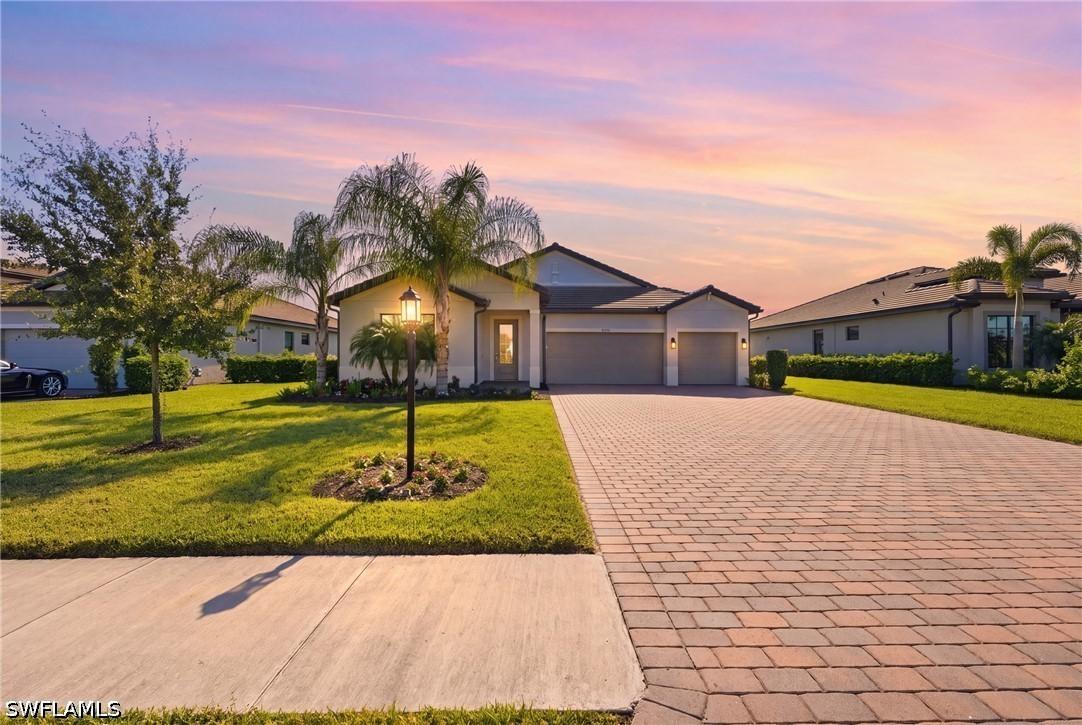 20273 Kingmont Dr., Estero, FL 33928