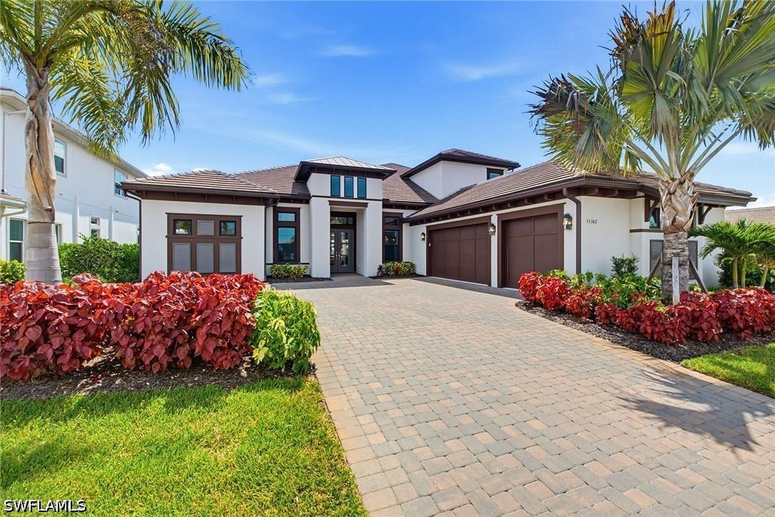 15382 Turin Dr., Naples, FL 34114