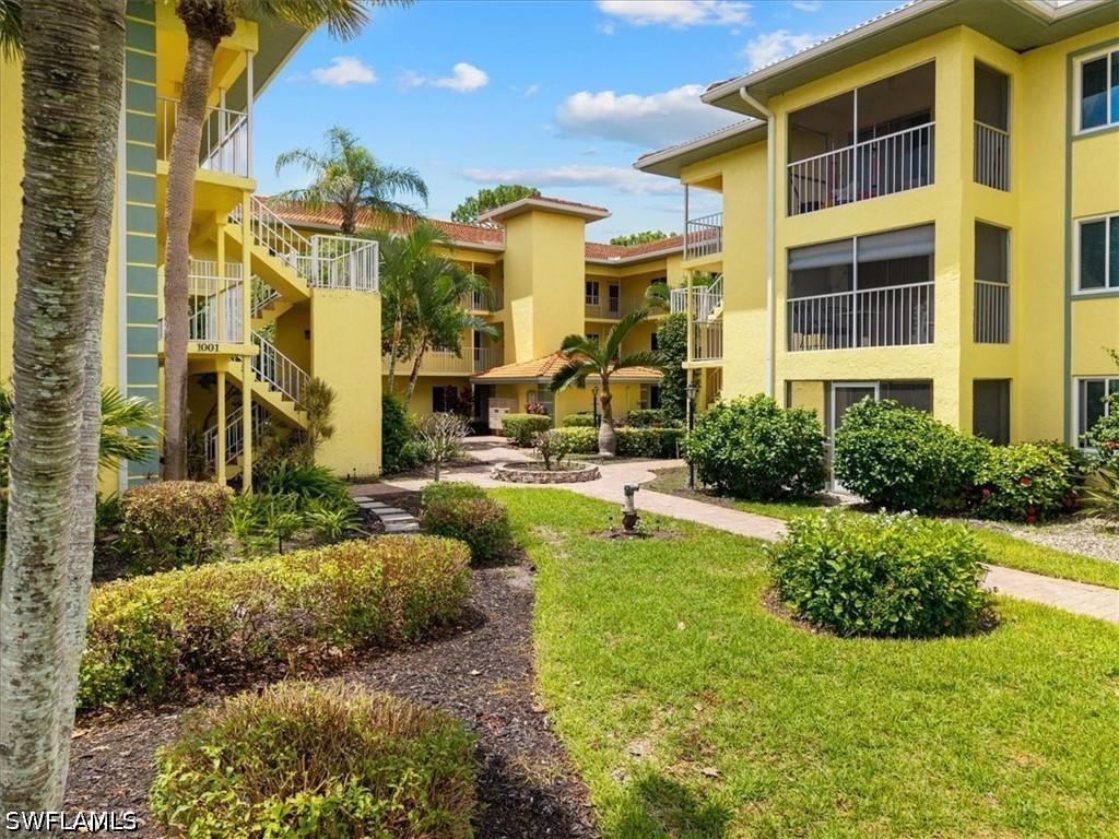 1001 Foxfire Ln. #102, Naples, FL 34104
