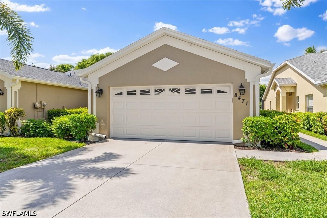 8471 Ibis Cove Cir. #M677, Naples, FL 34119