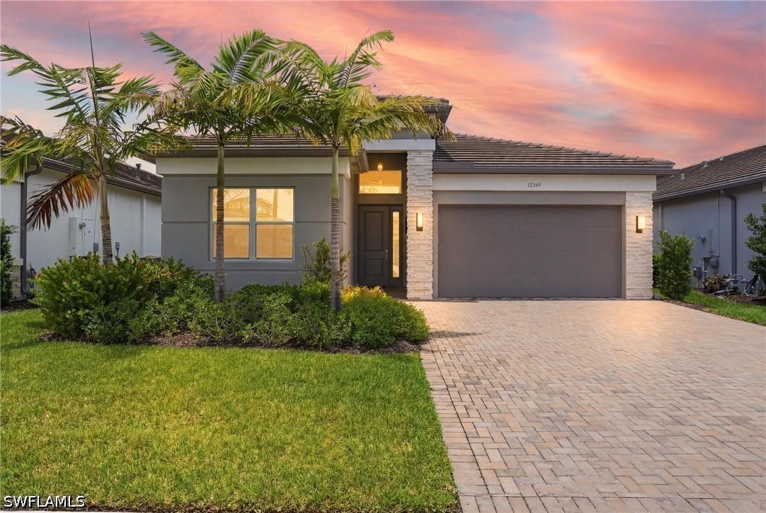 12349 Dahlia Ct., Naples, FL 34120