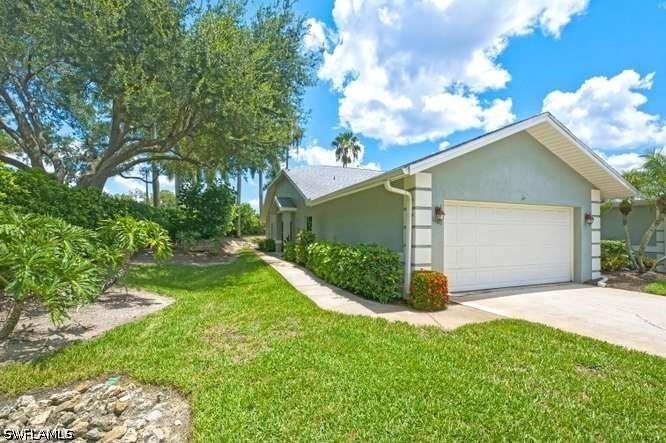 1660 Royal Cir. #101, Naples, FL 34112