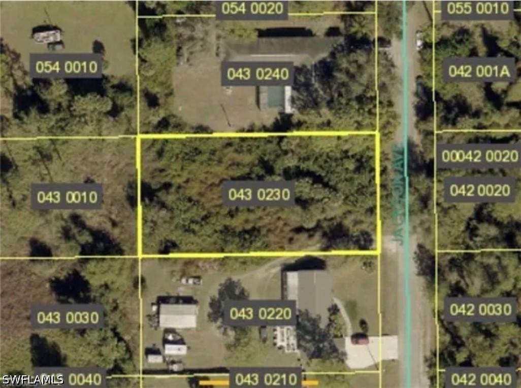 321 Jackson Ave., Lehigh Acres, FL 33936