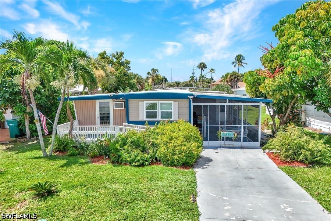 522 Menton Ln., Naples, FL 34112