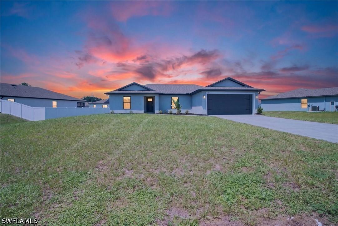177 Blackstone Dr., Fort Myers, FL 33913