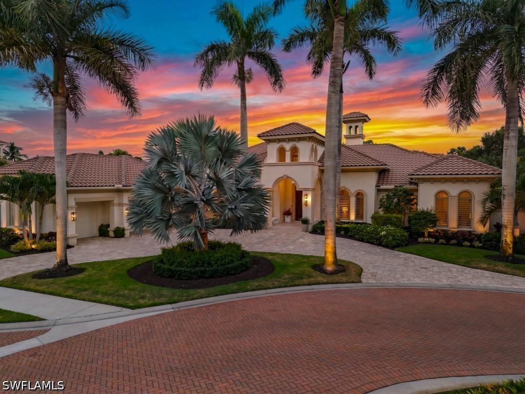 9758 Niblick Ln., Naples, FL 34108