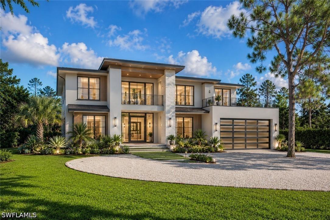 29 Caribbean Rd., Naples, FL 34108