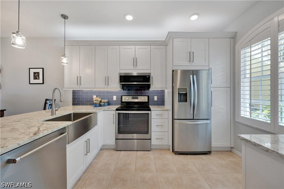 338 Newport Dr. #1803, Naples, FL 34114