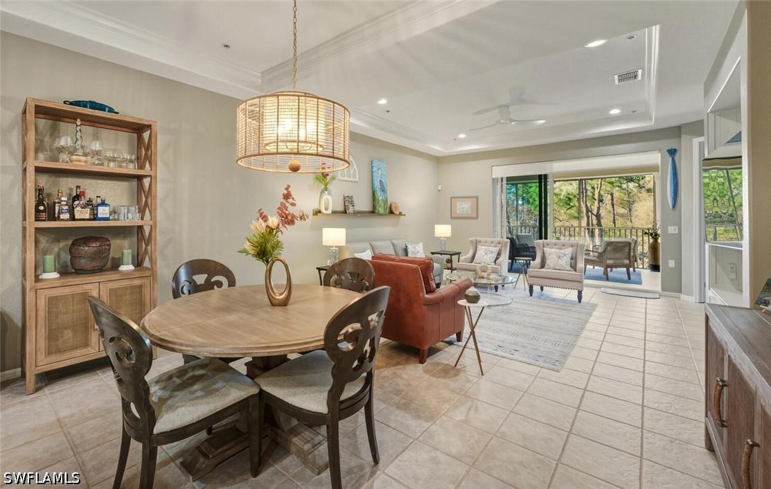 4833 Hampshire Ct. #302, Naples, FL 34112