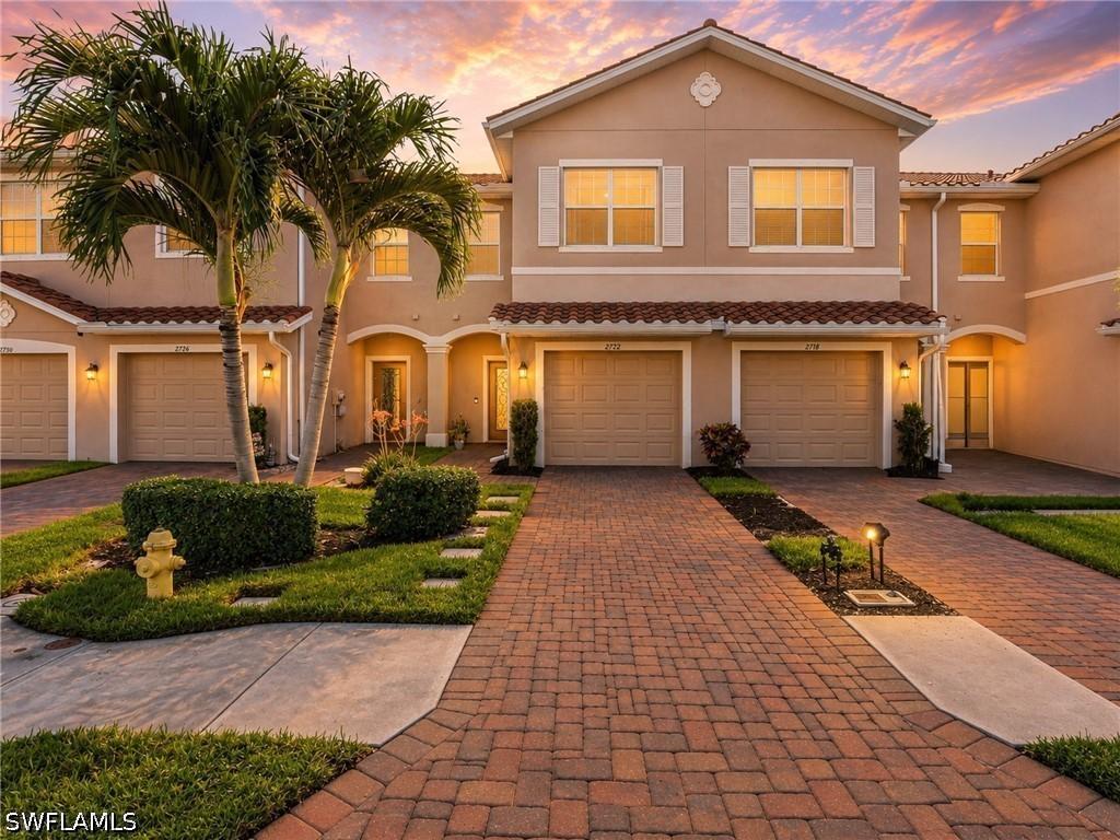 2722 Citrus St., Naples, FL 34120