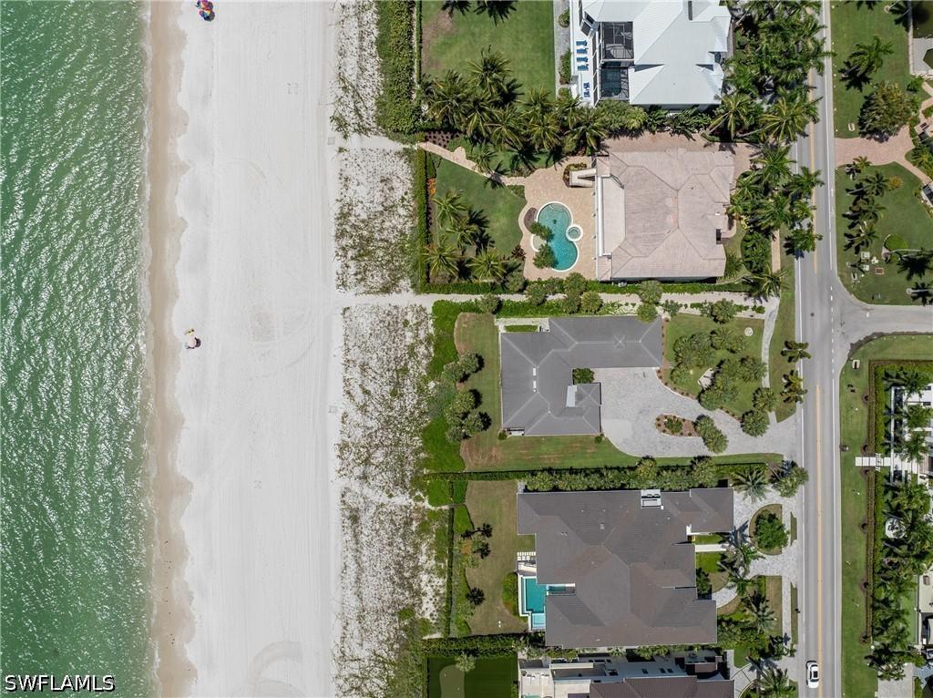 10173 Gulf Shore Dr., Naples, FL 34108