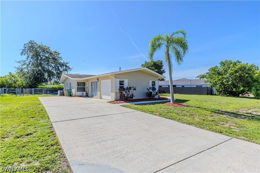 4009 SE 9th Ct., Cape Coral, FL 33904