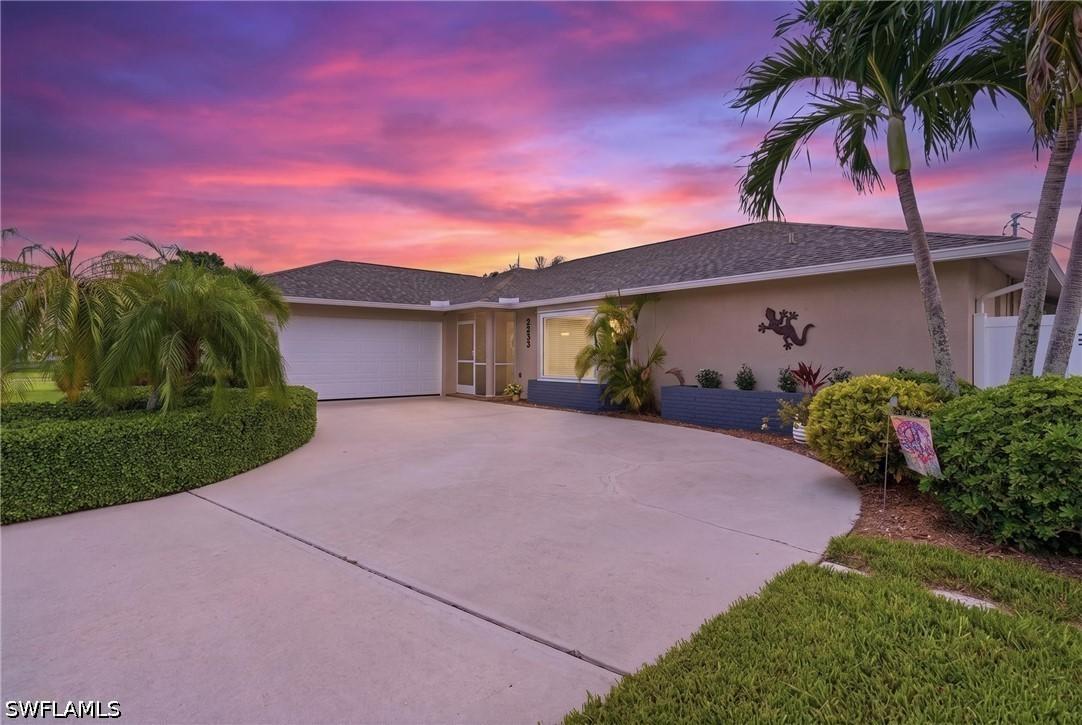 2233 SW 12th Pl., Cape Coral, FL 33991