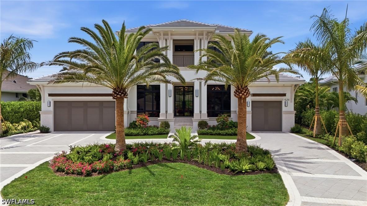 636 Fountainhead Ln., Naples, FL 34103