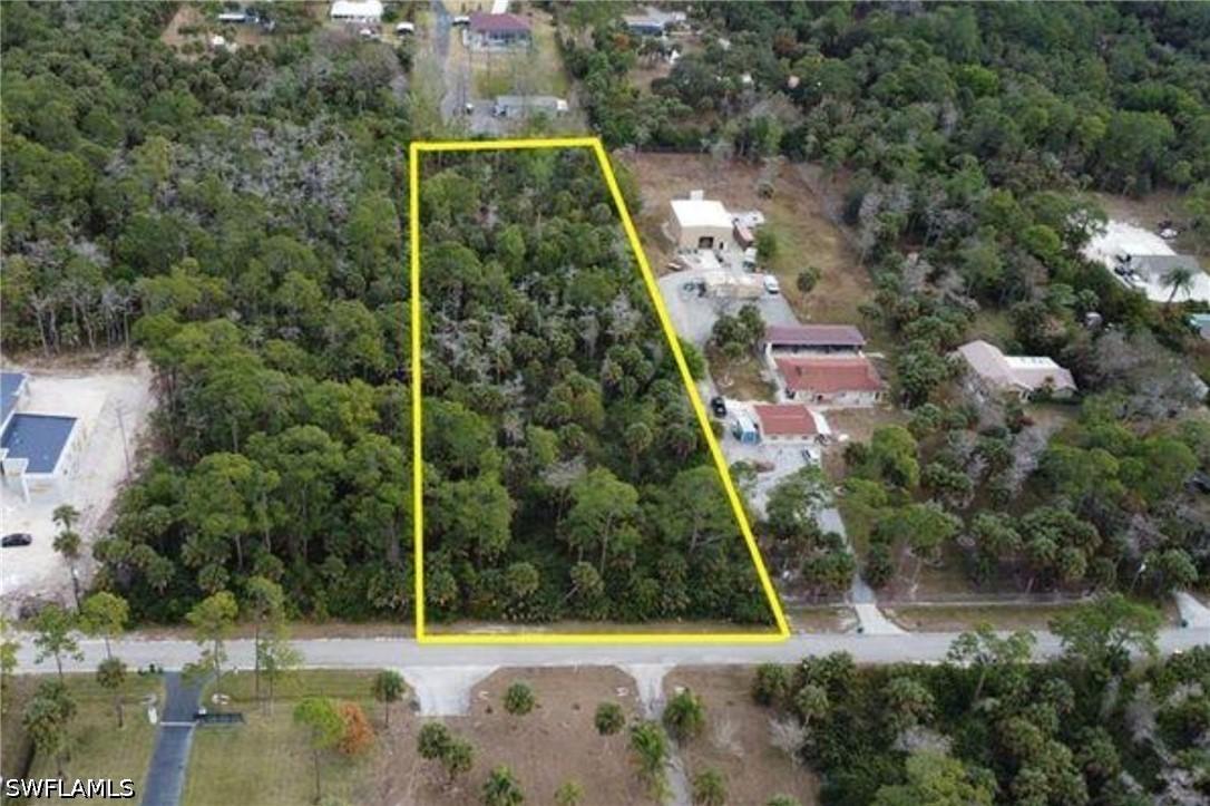376600 9th St., Naples, FL 34117