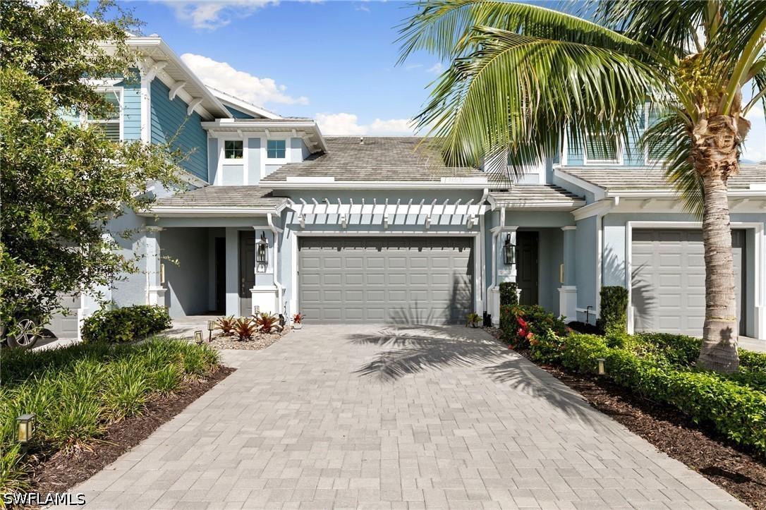 2567 Seychelles Dr. #207, Naples, FL 34112