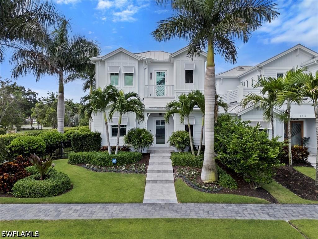 888 10th Ave., Naples, FL 34102