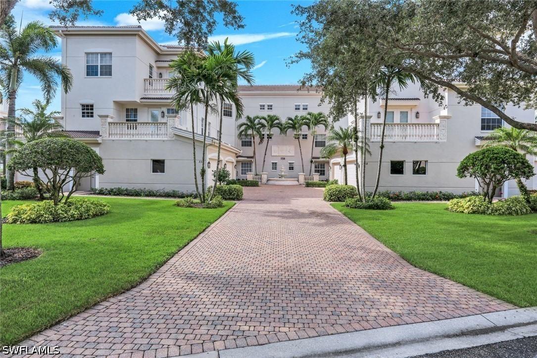 558 Avellino Isles Cir. #14102, Naples, FL 34119