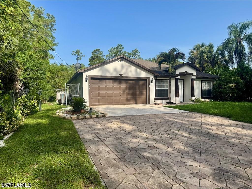 461 1st St., Naples, FL 34120