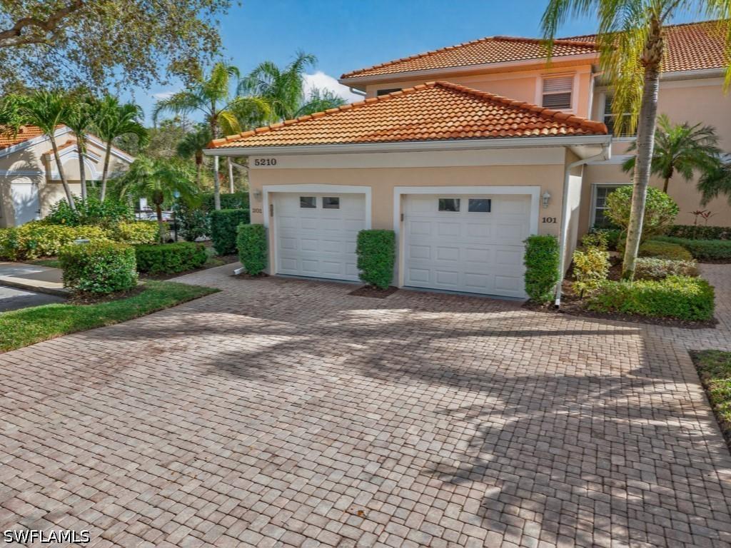 5210 Birmingham Dr. #101, Naples, FL 34110