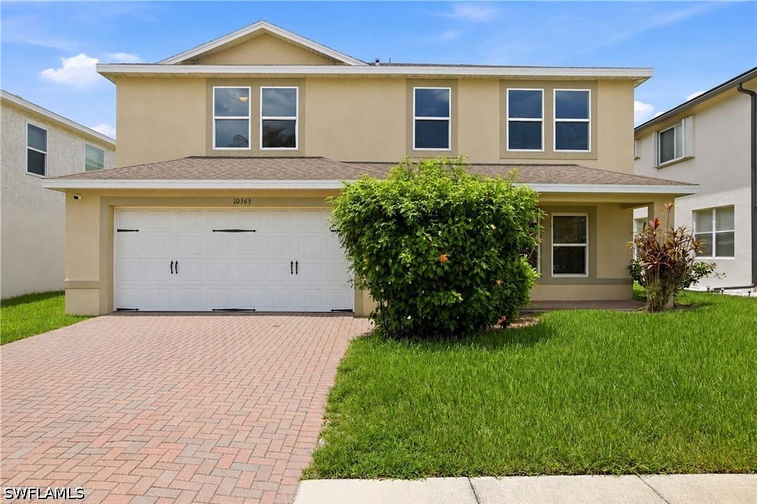10365 Canal Brook Ln., Lehigh Acres, FL 33936