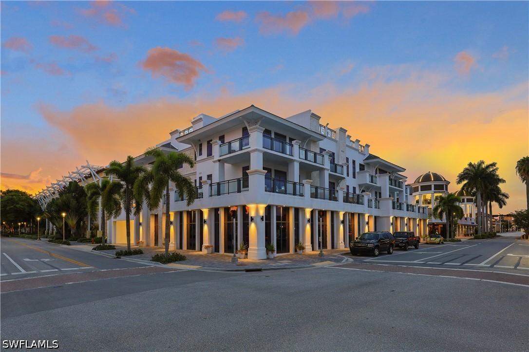 875 6th Ave. #304, Naples, FL 34102