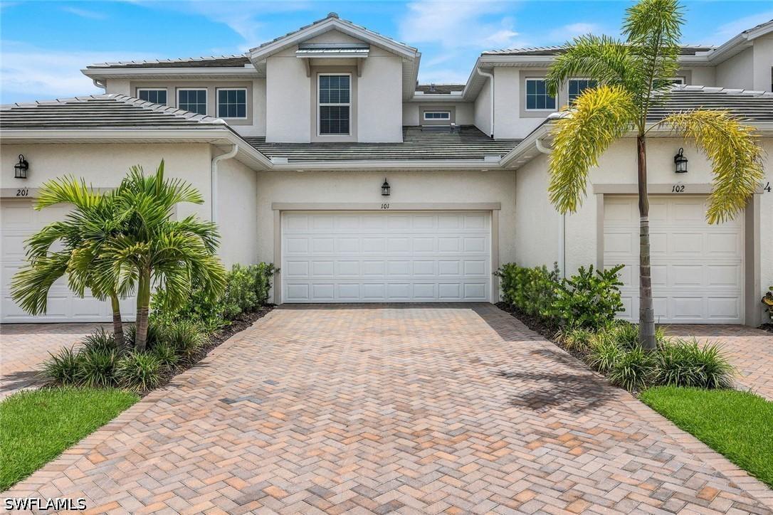 4563 Arboretum Cir. #101, Naples, FL 34112