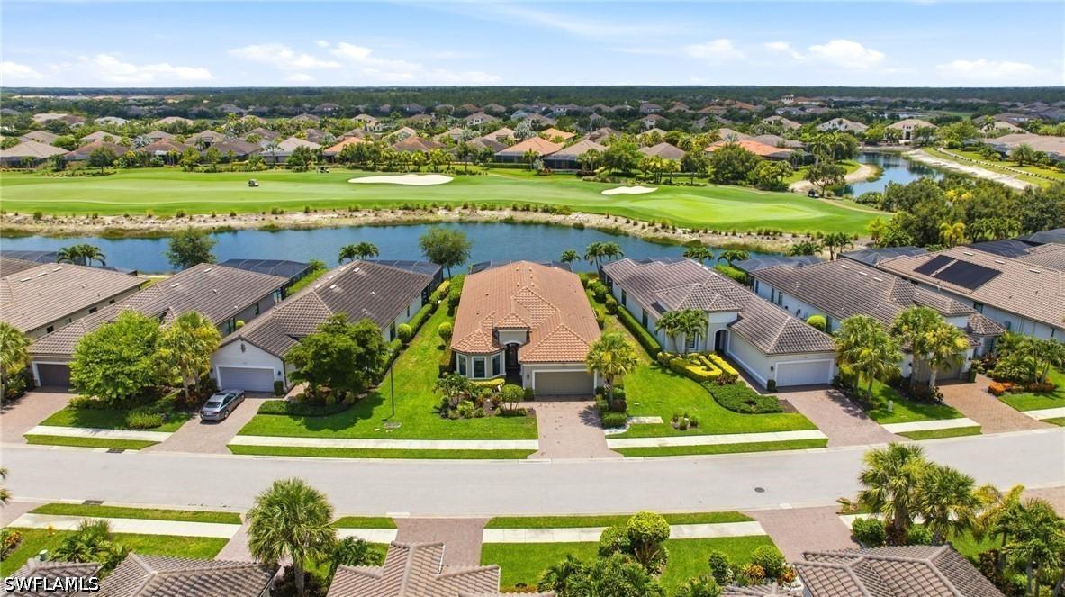 9392 Terresina Dr., Naples, FL 34119