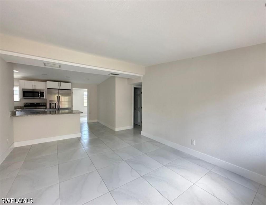 2240 Estey Ave., Naples, FL 34104