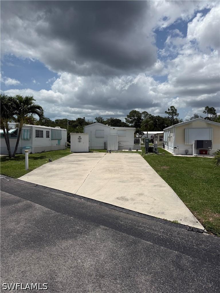 18 Jade Dr., Naples, FL 34114