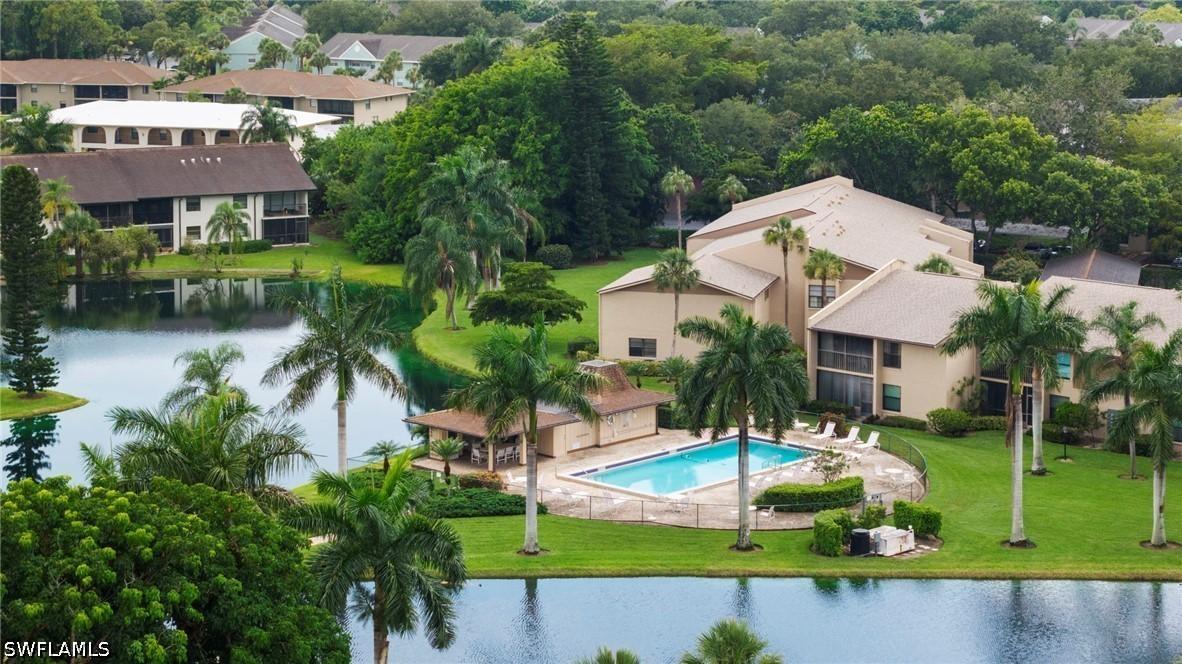 195 Cypress Way #8, Naples, FL 34110
