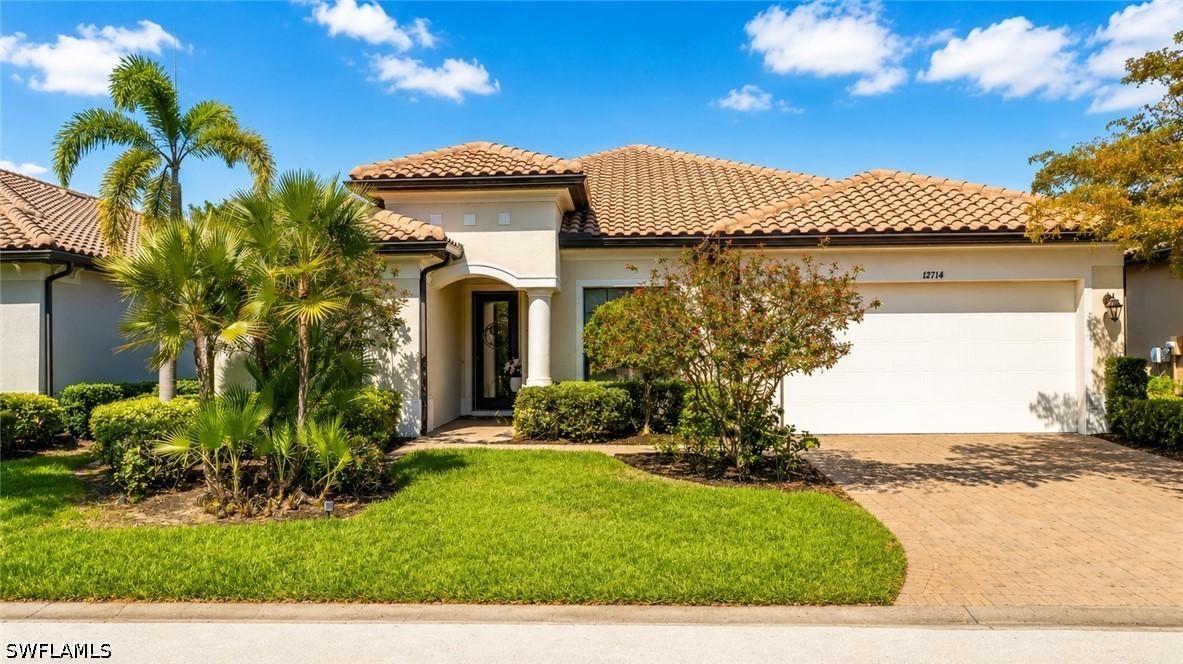 12714 Astor Pl., Fort Myers, FL 33913
