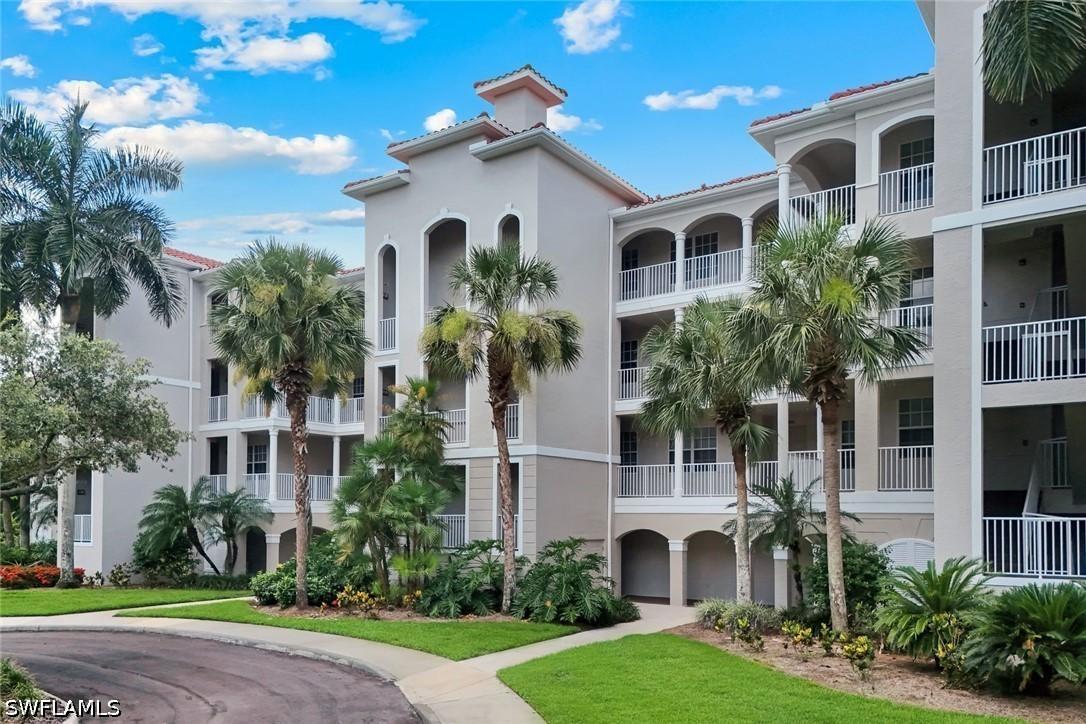 4864 Hampshire Ct. #203, Naples, FL 34112