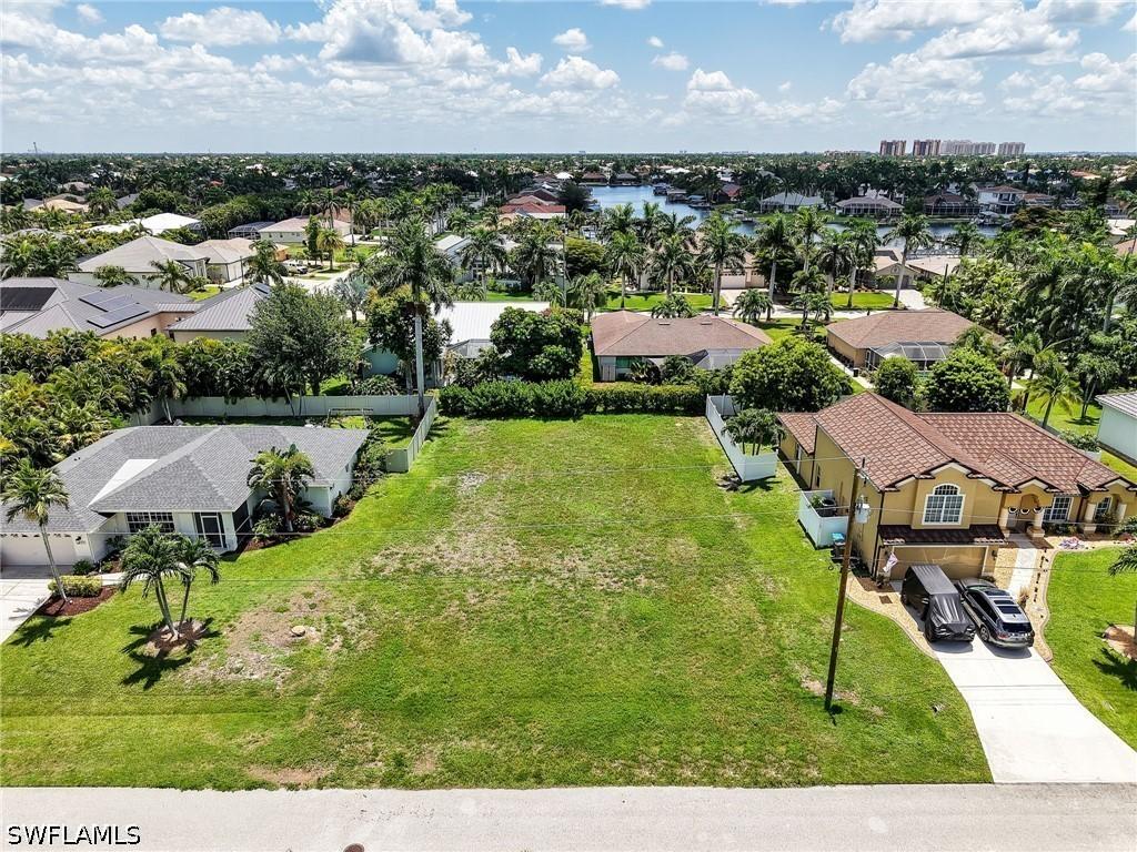 5235 SW 27th Pl., Cape Coral, FL 33914