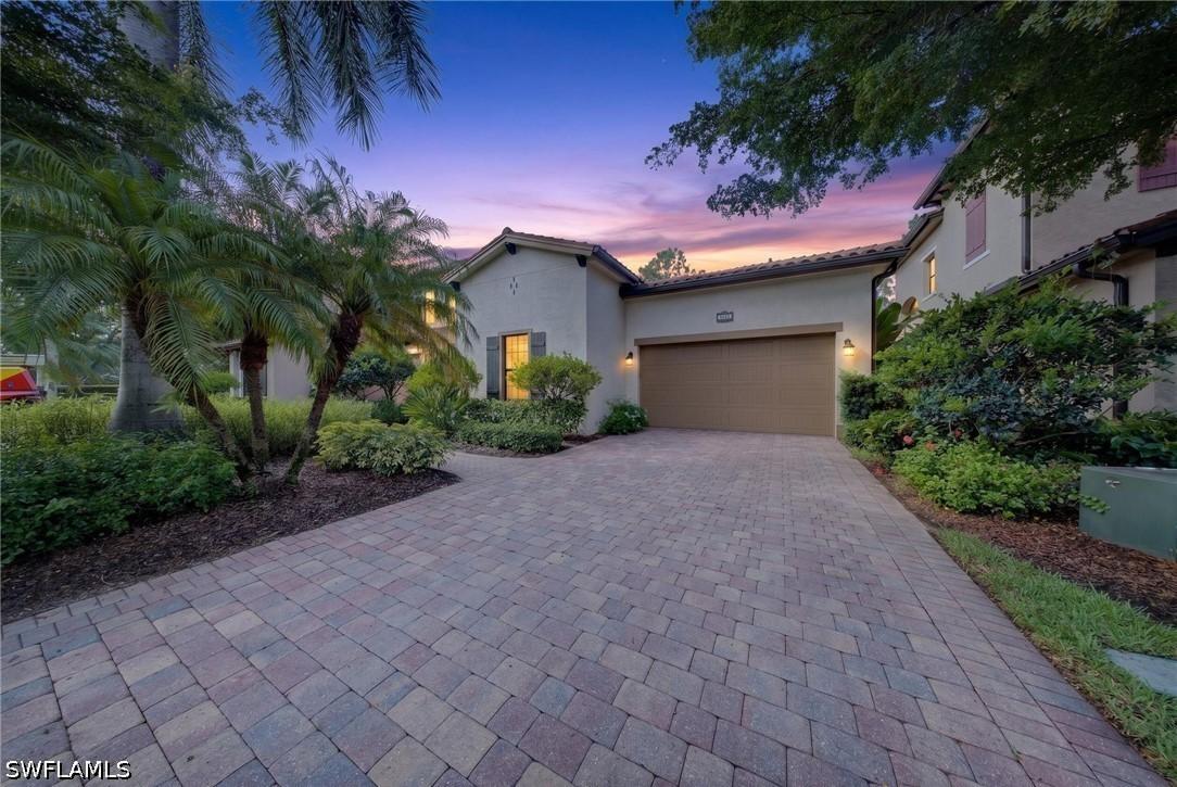 7890 Allende Ln., Naples, FL 34113