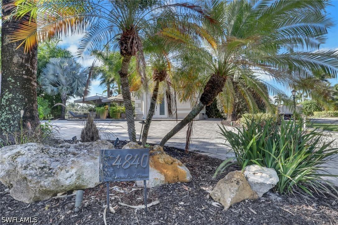4840 Carriage Ct., Naples, FL 34114