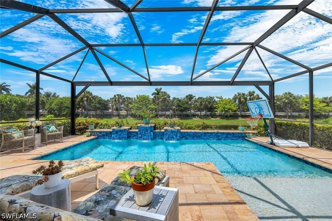 7209 Wilton Dr., Naples, FL 34109