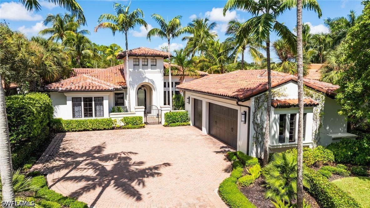 17009 Cortile Dr., Naples, FL 34110