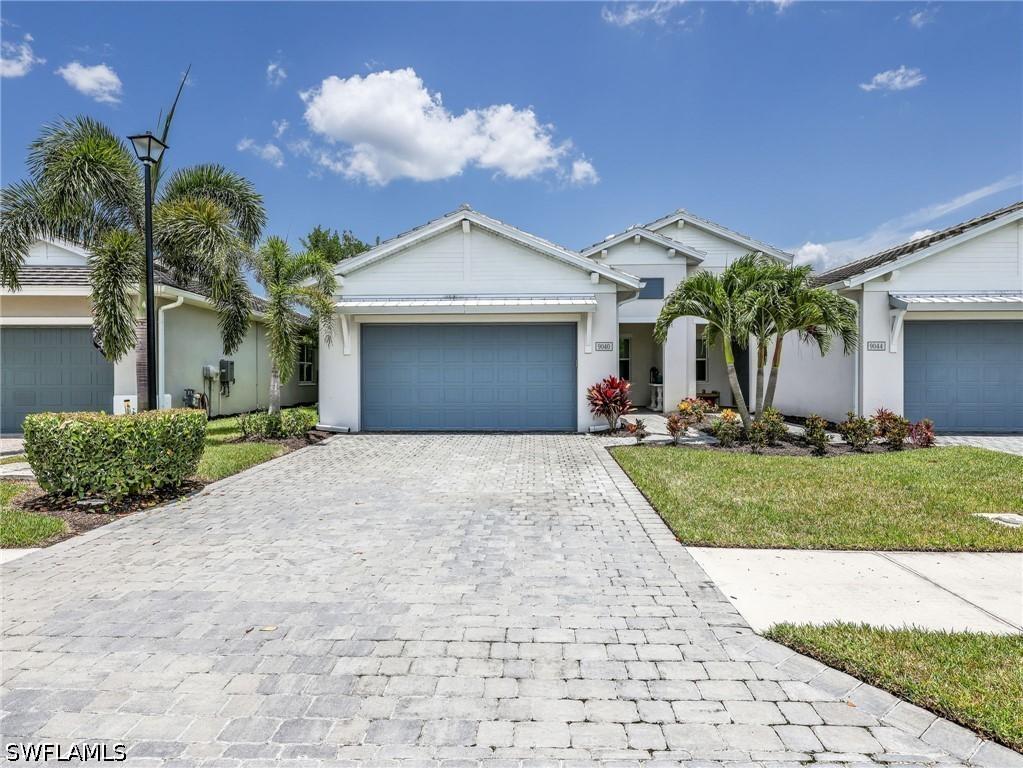 9040 Saint Lucia Dr., Naples, FL 34114