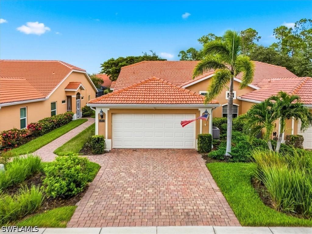 14915 Volterra Ct., Naples, FL 34120