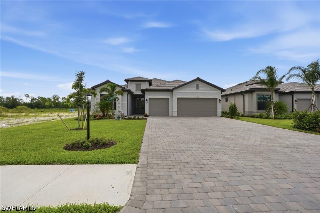 19701 Fox Grove Dr., Estero, FL 33928