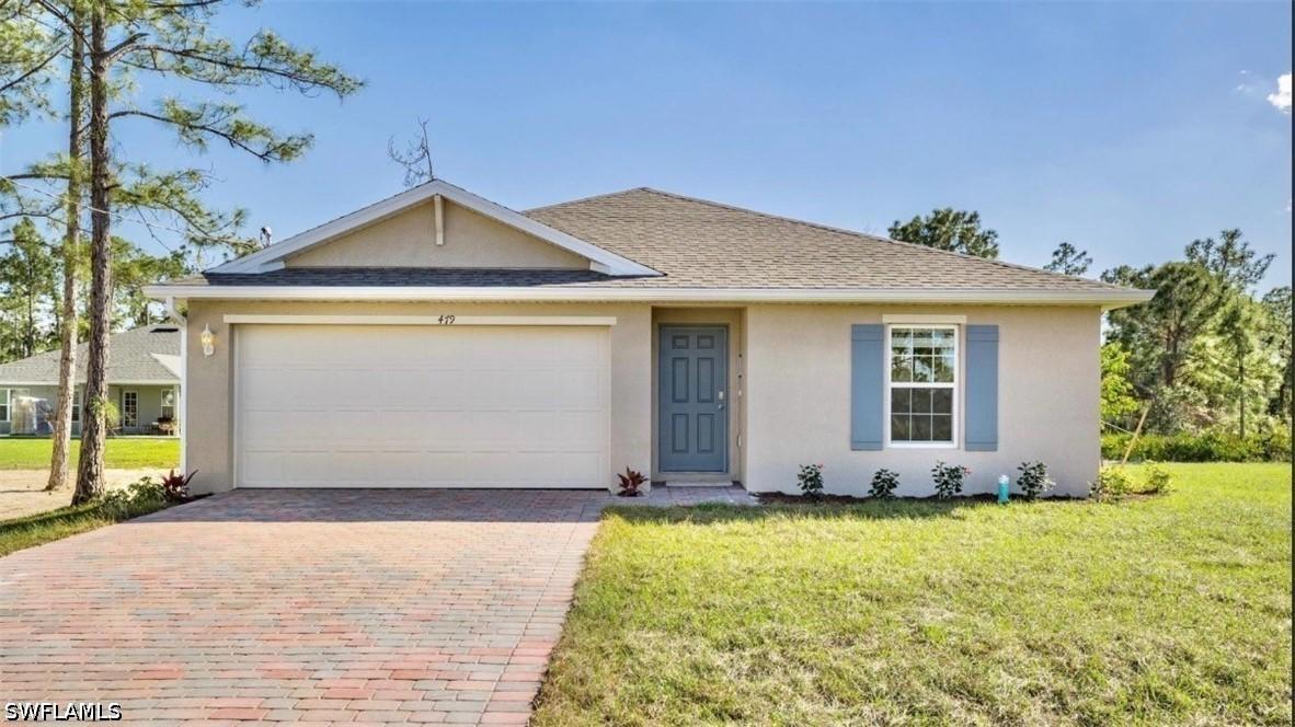 8007 Sandalwood Cir., Labelle, FL 33935