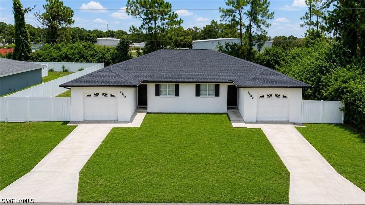 2800/2802 Hawalaska St., Lehigh Acres, FL 33973
