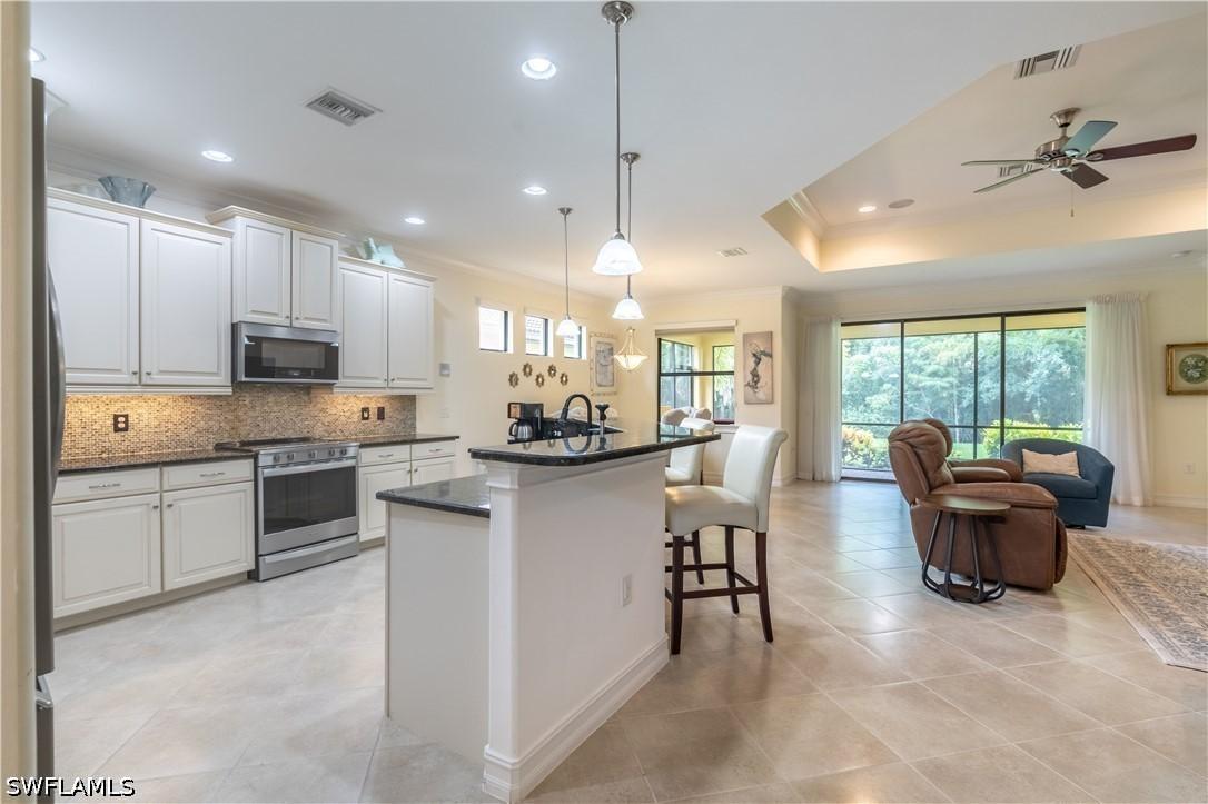 7807 Bucks Run Dr., Naples, FL 34120