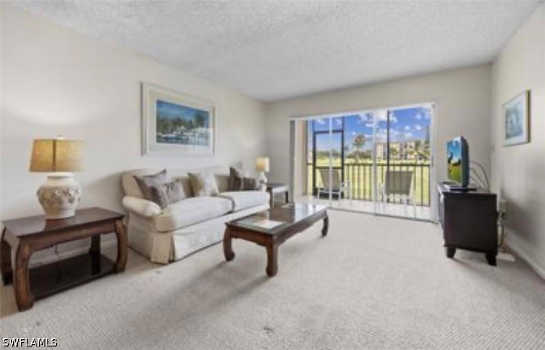 41 High Point Cir. #105, Naples, FL 34103