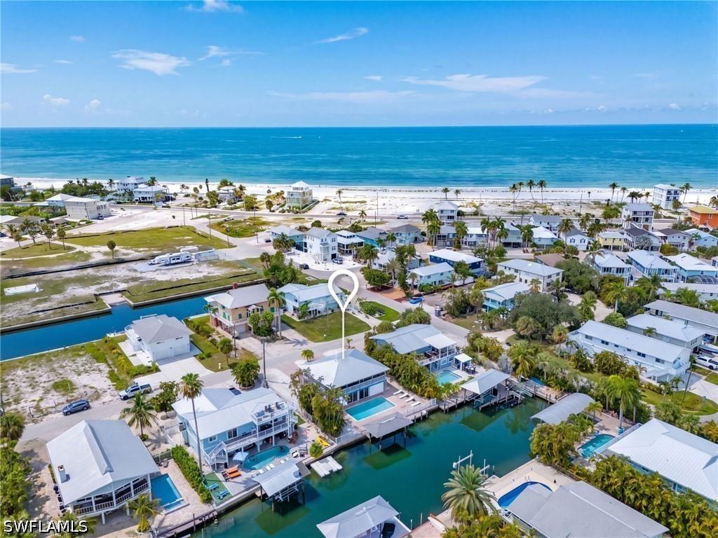3 Pepita St., Fort Myers Beach, FL 33931