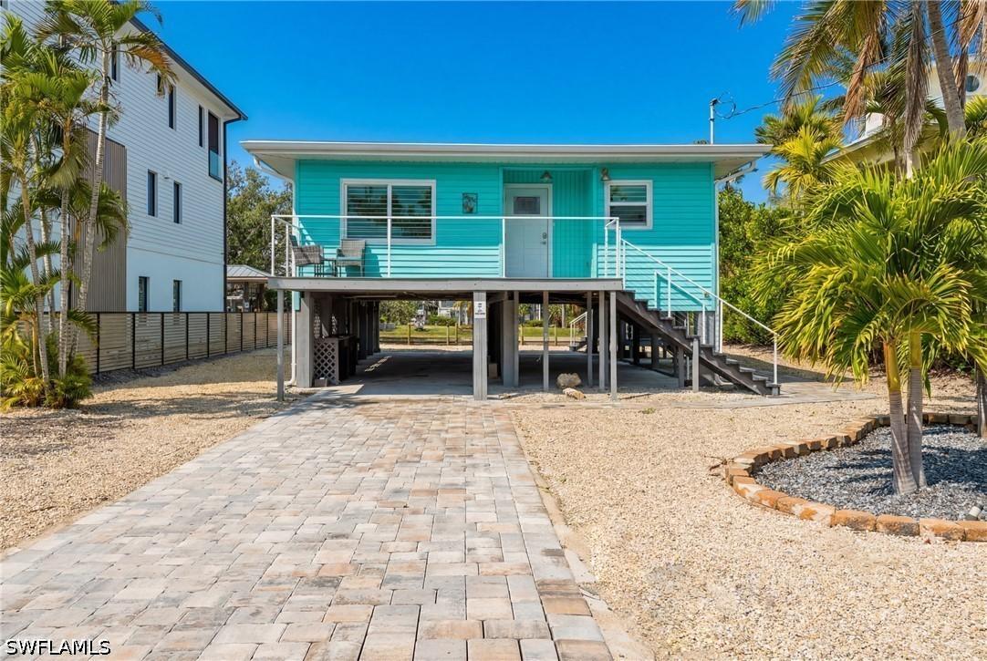 270 Dundee Rd., Fort Myers Beach, FL 33931