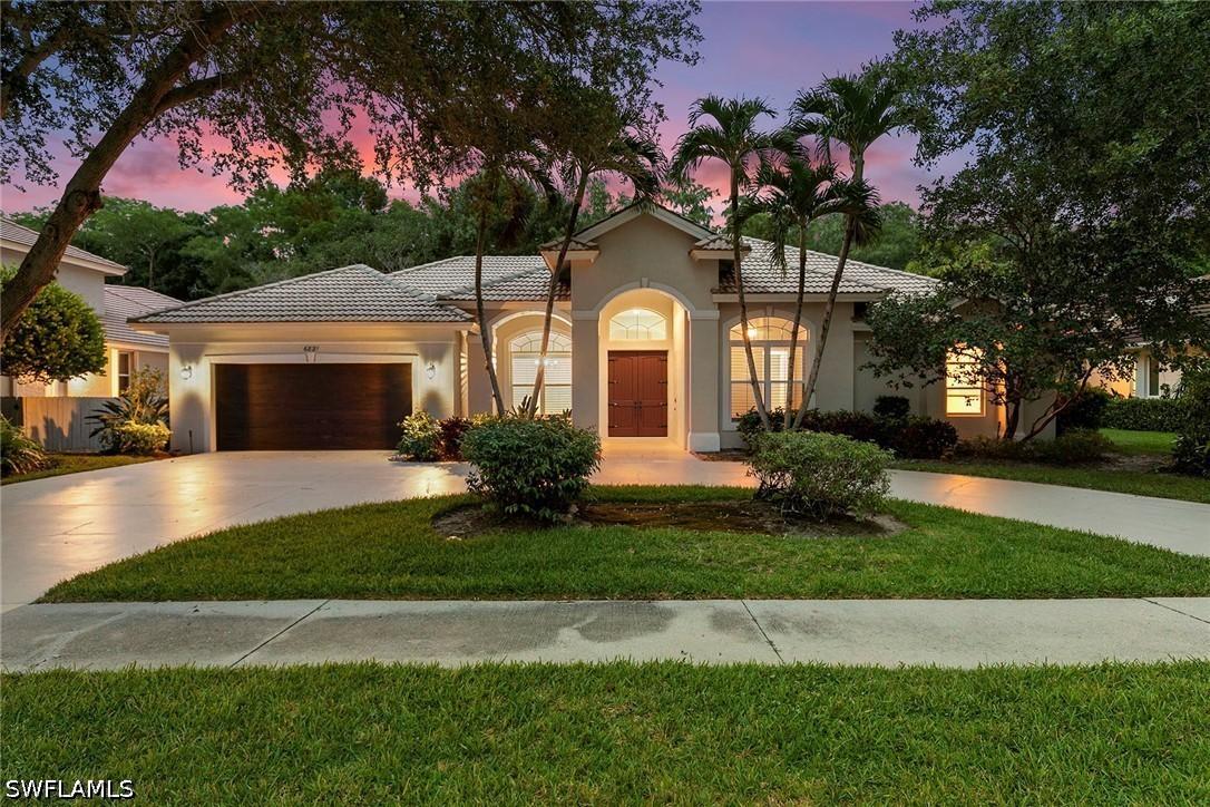 6821 Wellington Dr., Naples, FL 34109