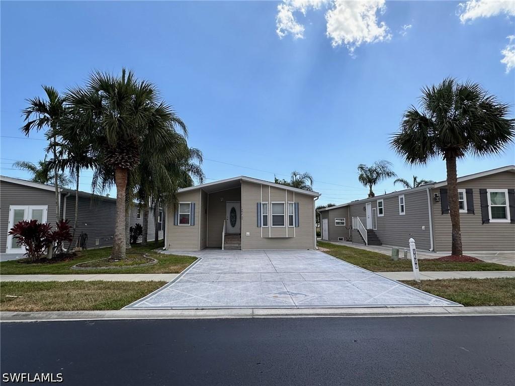 1307 Silver Lakes Blvd., Naples, FL 34114