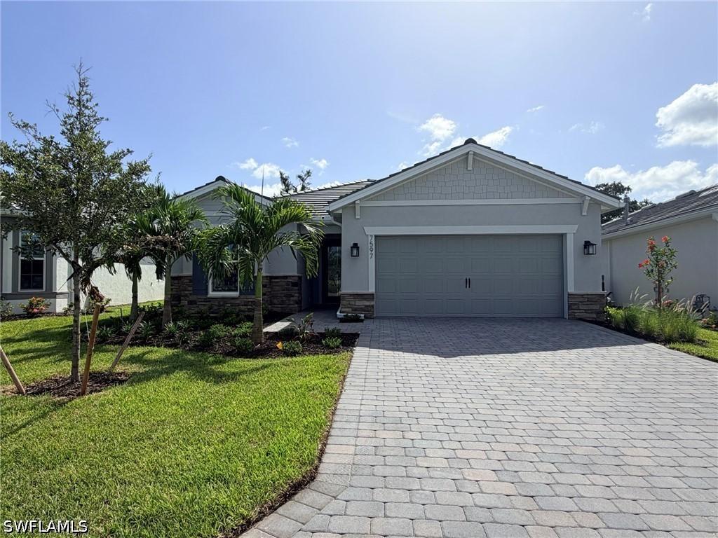 7597 Paradise Tree Dr., North Fort Myers, FL 33917